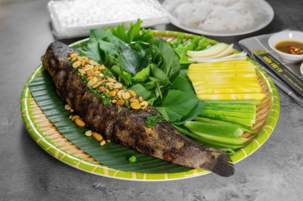 M&oacute;n c&aacute; l&oacute;c nướng trui d&acirc;n d&atilde; m&agrave; thơm ngon tại Tiền Giang